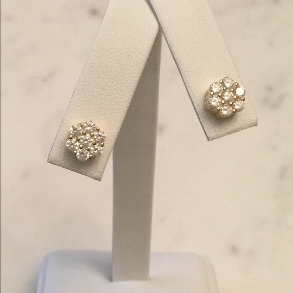 Sale $26! Yellow GP/Sterling Cz Flower Earrings - Picture 8 of 16